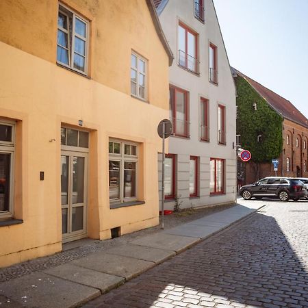 Appartamento London Buck Stralsund Esterno foto