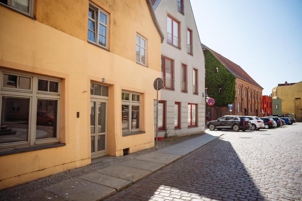 Appartamento London Buck Stralsund Esterno foto